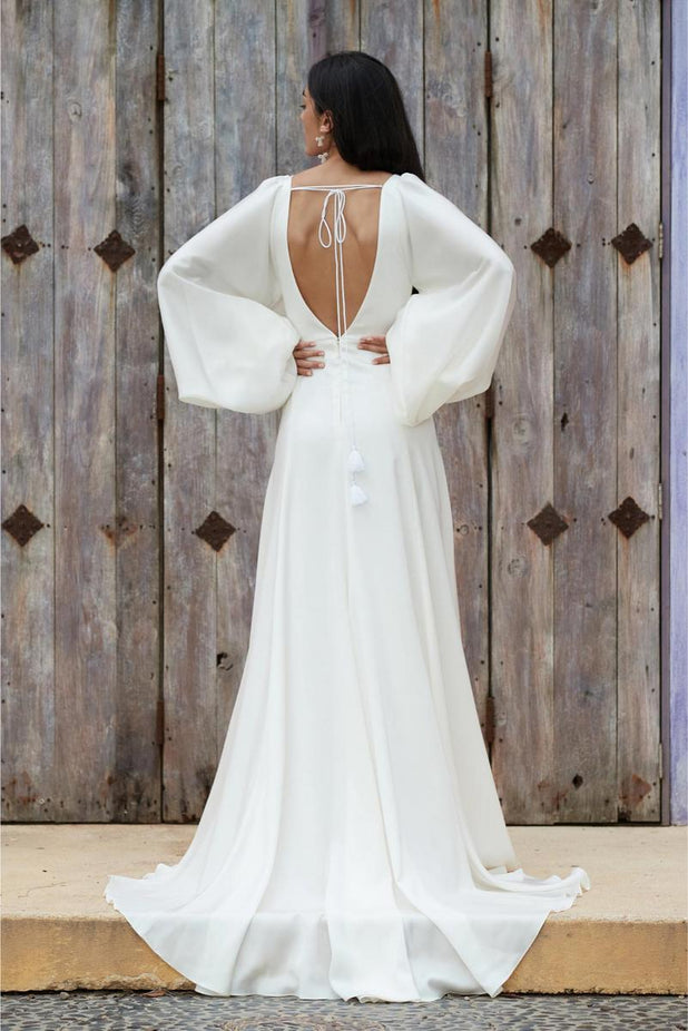 Willowby Style Number 58302 - 2