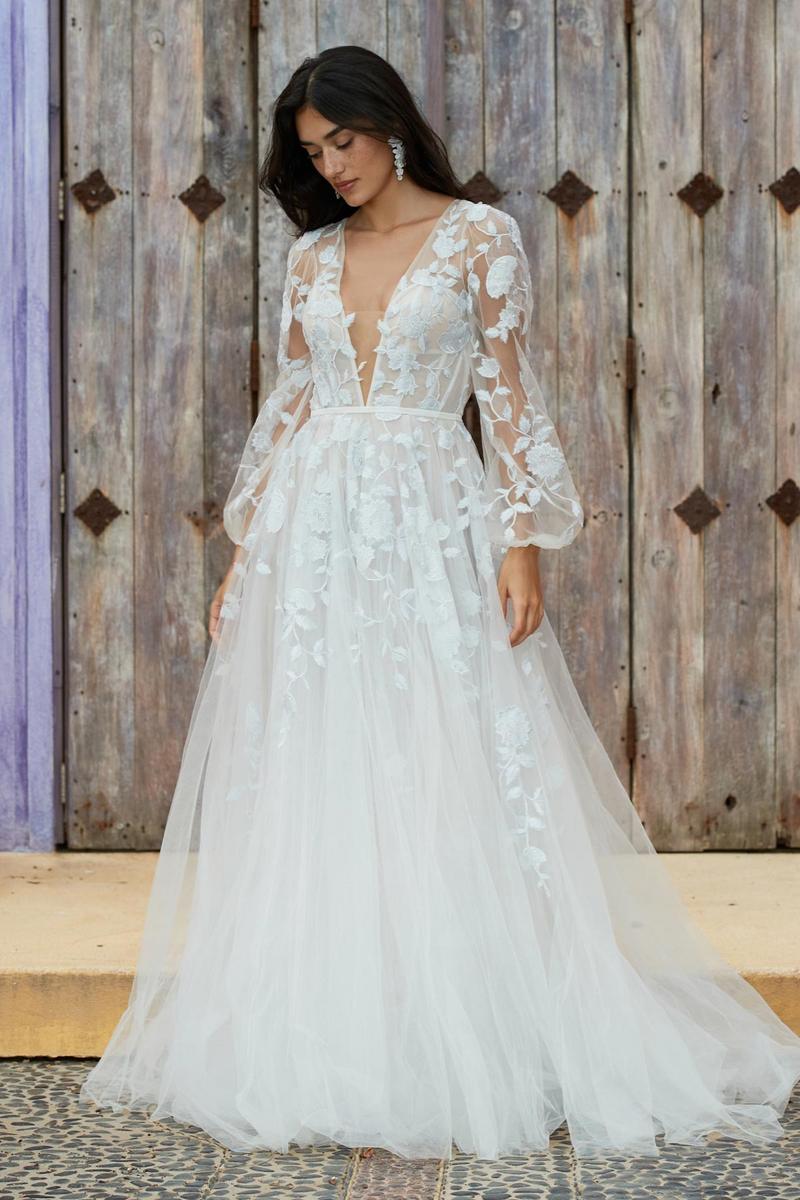 Willowby Style Number 58714S - 1