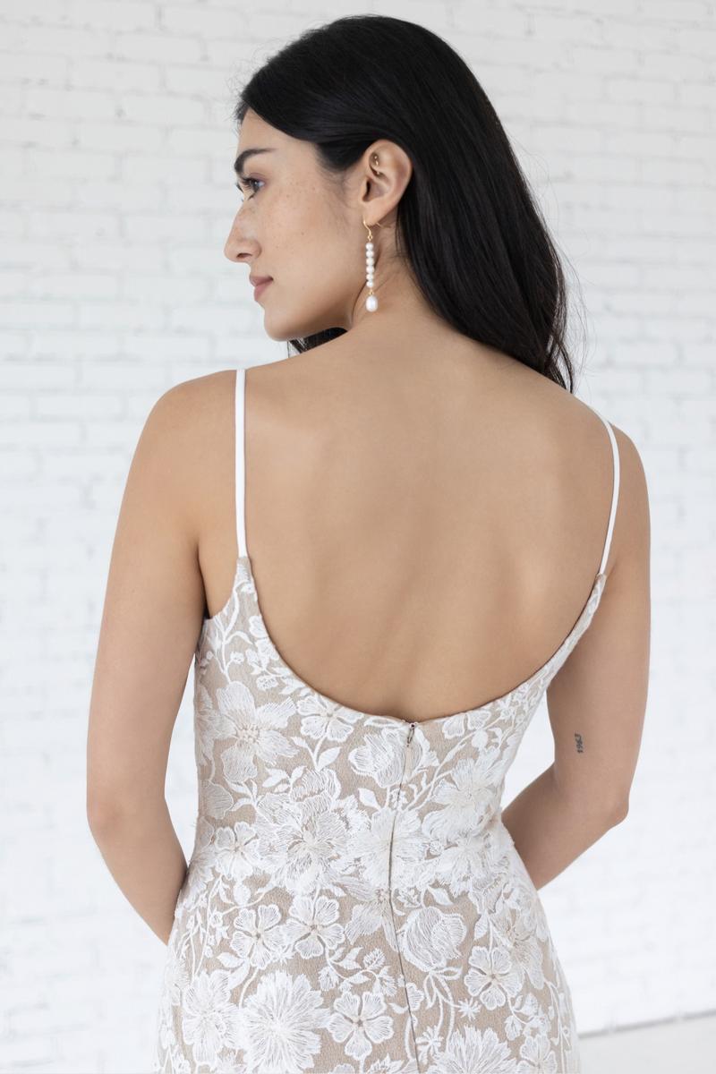 Willowby Style Number 59107 - 6