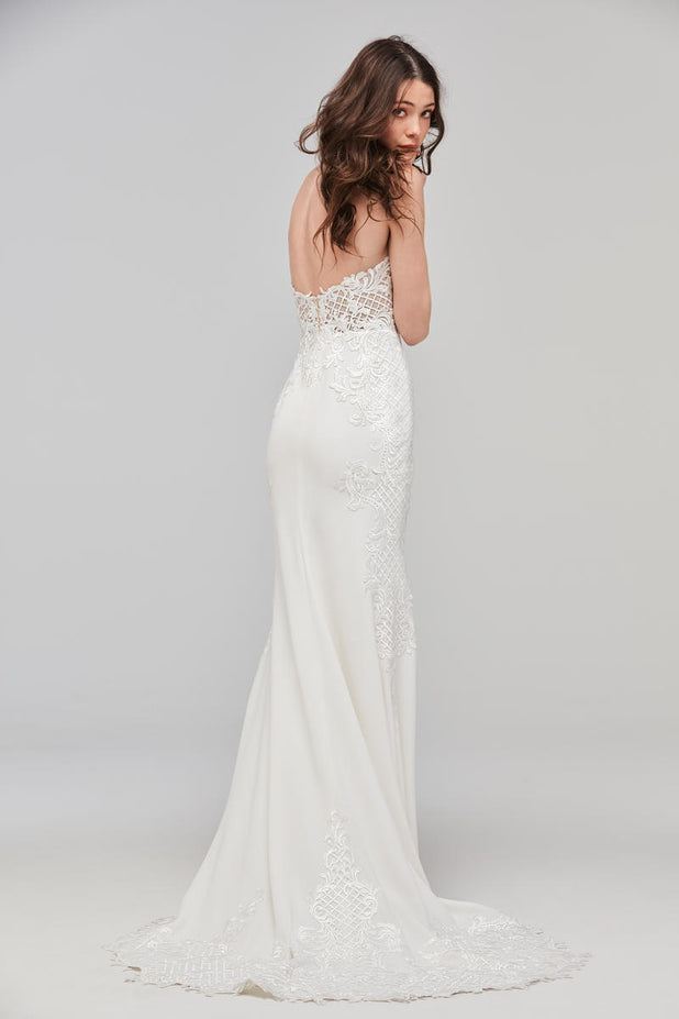 Willowby Style Number 59400 - 2