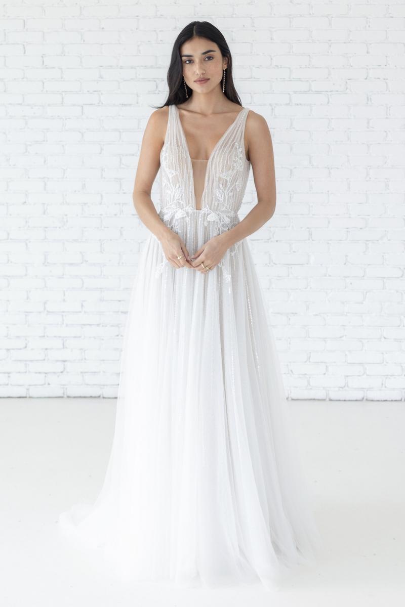 Willowby Style Number 59607 - 1