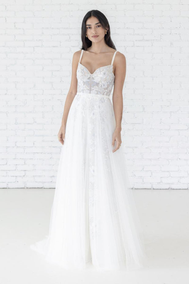 Willowby Style Number 59712 - 1