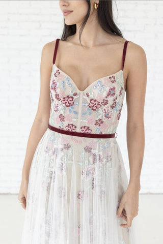 Willowby Style Number 59712 - 5