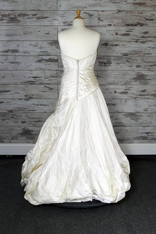 Justin Alexander Style Number 8523 - 2